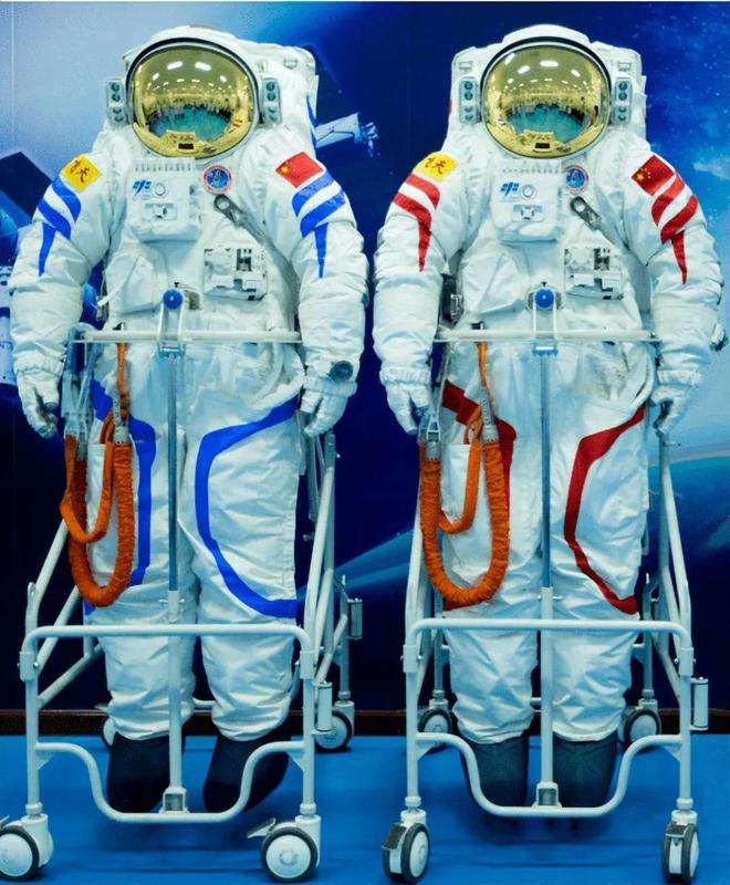 中國隱藏實(shí)力？美媒：神十九乘組首次出艙9小時(shí)6分領(lǐng)先NASA(圖16)